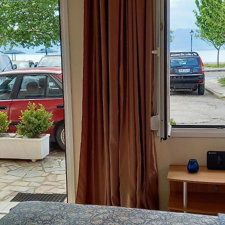 Pel House Apartment Nafpaktos Екстериор снимка
