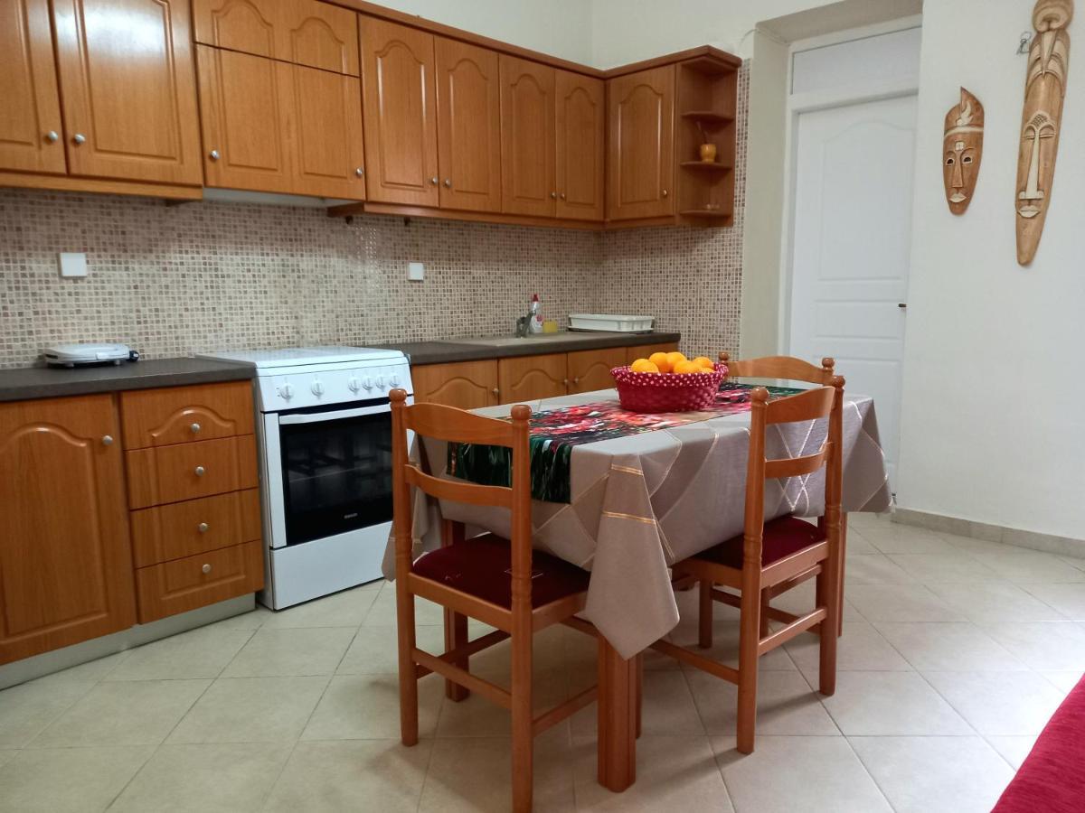 Pel House Apartment Nafpaktos Екстериор снимка